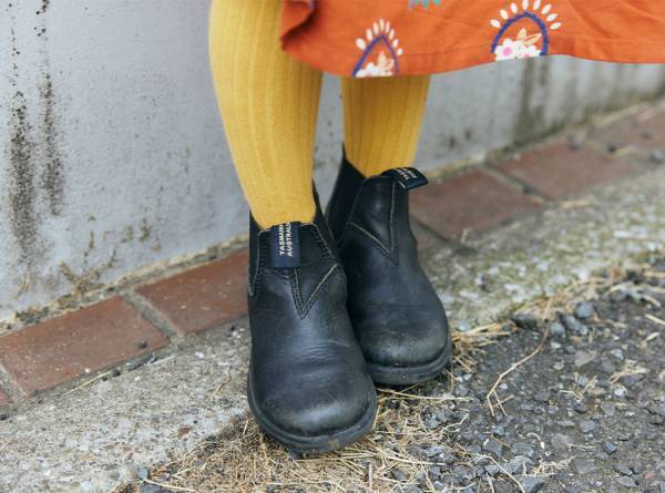 『ユニクロ ユー』のデニムが超優秀♡ブラウンベースの親子コーデ | HugMug