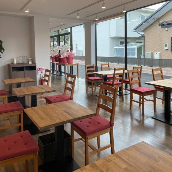 イチゴ狩りとスイーツを堪能！ カフェのあるイチゴ狩り農園6選【関東】 | HugMug