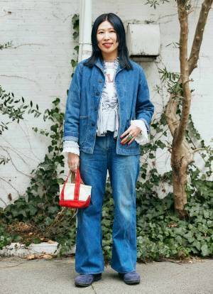 古着メインの最旬デニムリンクコーデ！ 赤を挿してちょっぴり辛口に♪ | HugMug