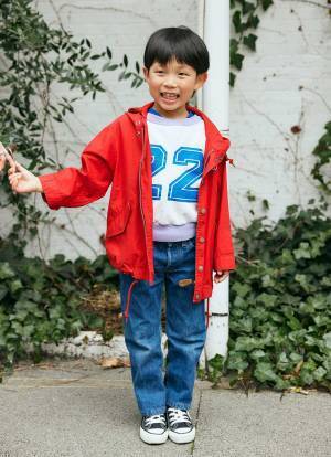 古着メインの最旬デニムリンクコーデ！ 赤を挿してちょっぴり辛口に♪ | HugMug