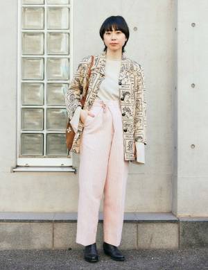 手持ちのジャケットどう着こなす？【おしゃれな人のジャケットSNAP】 | HugMug - 親子で楽しむファッションやライフスタイル情報を届けるママメディア