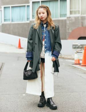 手持ちのジャケットどう着こなす？【おしゃれな人のジャケットSNAP】 | HugMug - 親子で楽しむファッションやライフスタイル情報を届けるママメディア