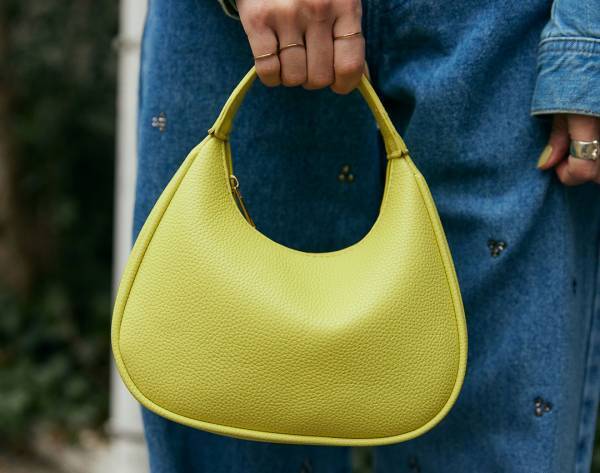 デニム好き親子のなかよし春コーデ。ママの『GU』ジャケットが超優秀！ | HugMug