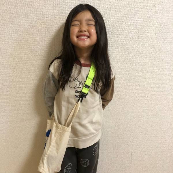 エコバッグやハンドバッグがショルダーバッグに早変わり！便利なエコストラップ | HugMug