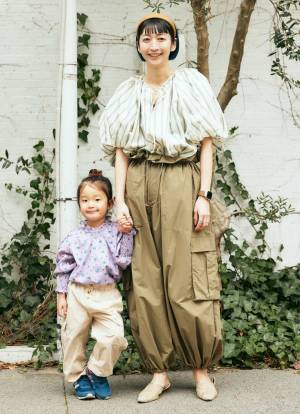 レディなブラウスで春気分♡ パラシュートパンツ合わせが今っぽい！ | HugMug