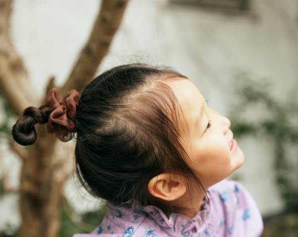 レディなブラウスで春気分♡ パラシュートパンツ合わせが今っぽい！ | HugMug