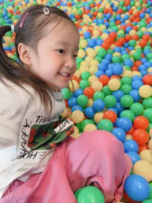 SDGsがテーマのキッズパーク！遊んで、触れて、感じて学べる「ITOCHU SDGs STUDIO」 | HugMug