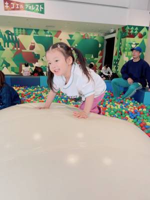 SDGsがテーマのキッズパーク！遊んで、触れて、感じて学べる「ITOCHU SDGs STUDIO」 | HugMug