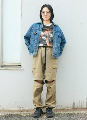 おしゃれ家族の“推し活”コーデ♪ 「レッチリ」グッズをクールに着こなし！ | HugMug