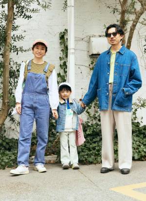 おしゃれファミリーのデニムコーデ♡ 古着のオーバーオールがめちゃかわ！ | HugMug