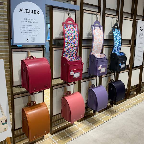 【土屋鞄ランドセル】ラン活レポート！開始時期から豊富なカラーやラインナップをご紹介 | HugMug