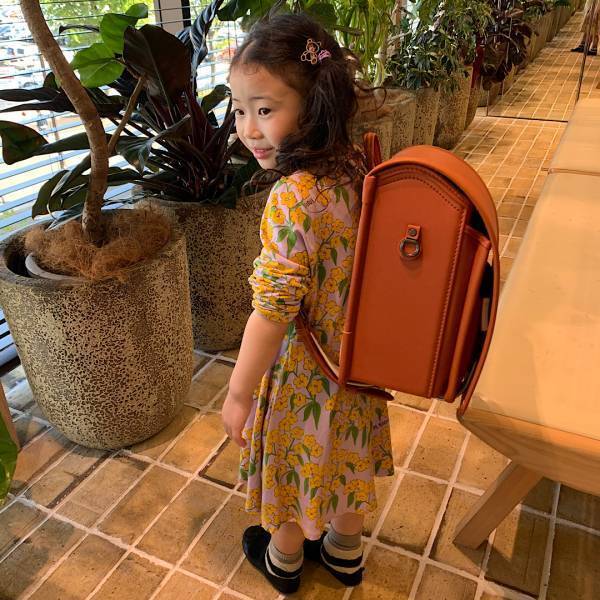 【土屋鞄ランドセル】ラン活レポート！開始時期から豊富なカラーやラインナップをご紹介 | HugMug