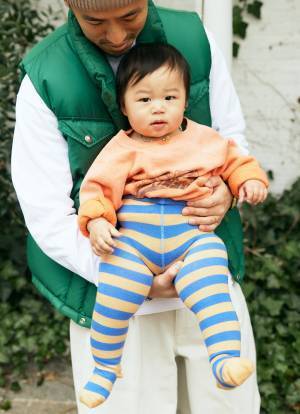 おしゃれファミリーの古着MIXコーデ♡ ホワイト×春カラーがめちゃかわ！ | HugMug - 親子で楽しむファッションやライフスタイル情報を届けるママメディア