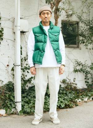 おしゃれファミリーの古着MIXコーデ♡ ホワイト×春カラーがめちゃかわ！ | HugMug - 親子で楽しむファッションやライフスタイル情報を届けるママメディア