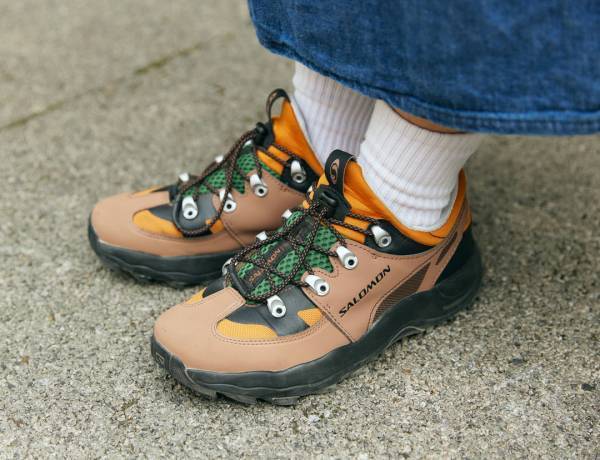 スニーカーコーデで公園へ！ブルーでリンクしたおしゃれファミリー♪ | HugMug