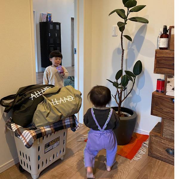 【2人兄弟】アパレル販売員ワーママ1日のスケジュールと頼れるグッズ紹介！ | HugMug