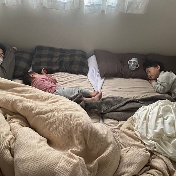 【2人兄弟】アパレル販売員ワーママ1日のスケジュールと頼れるグッズ紹介！ | HugMug