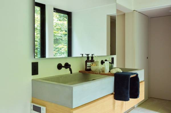 センスのいい家族が暮らす家【vol.1 自然とつながる住まい・酒井景都さん邸】 | HugMug - 親子で楽しむファッションやライフスタイル情報を届けるママメディア