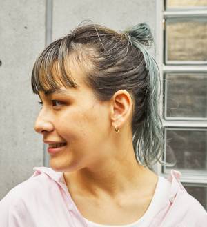 公園にも行けちゃうスニーカーコーデ！ キッズはオーバーオールでなかよしリンクに♪ | HugMug