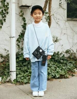最旬『韓国子ども服』コーデ！淡カラーでこなれ感アップ♪ | HugMug - 親子で楽しむファッションやライフスタイル情報を届けるママメディア