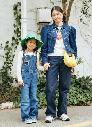 デニムで簡単親子リンク♡ 『ZARA』キッズのオールインワンがめちゃかわ！ | HugMug - 親子で楽しむファッションやライフスタイル情報を届けるママメディア