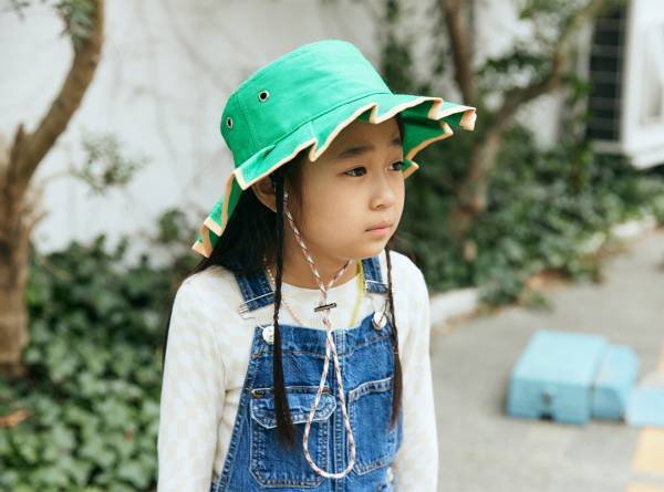 デニムで簡単親子リンク♡ 『ZARA』キッズのオールインワンがめちゃかわ！ | HugMug - 親子で楽しむファッションやライフスタイル情報を届けるママメディア