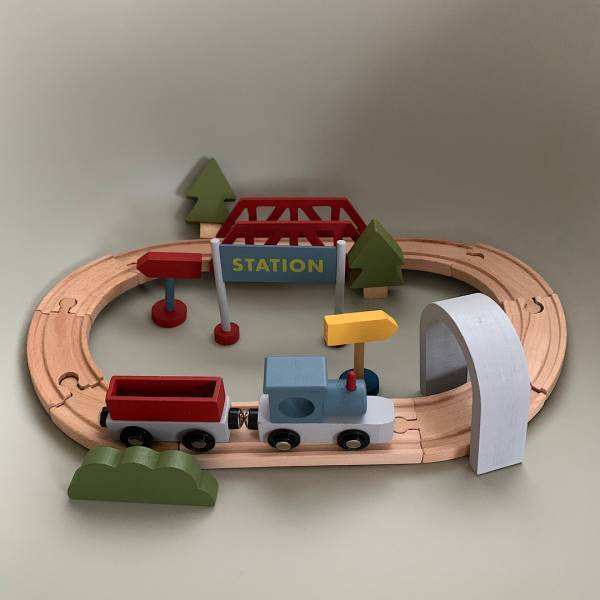 ダイソー発【Standard Products】ベビー・キッズ向け木製玩具が充実！プレゼントにも♪ | HugMug - 親子で楽しむファッションやライフスタイル情報を届けるママメディア