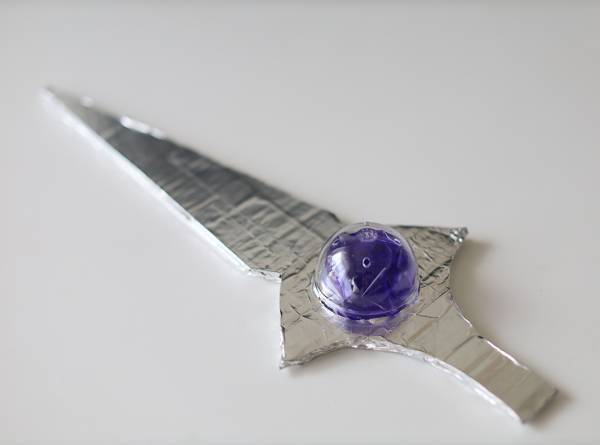 100円ショップの材料でできる！ ヒーロー&ヒロインなりきり変身アイテムで遊ぼう | HugMug