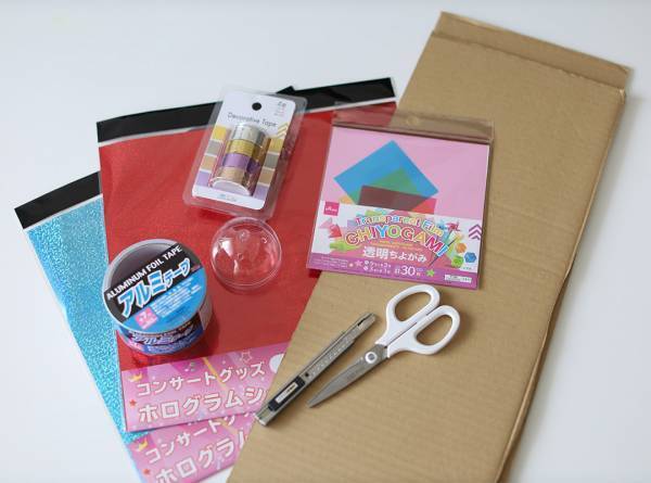 100円ショップの材料でできる！ ヒーロー&ヒロインなりきり変身アイテムで遊ぼう | HugMug