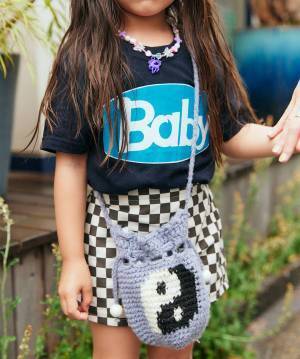 『GU』のパラシュートパンツが超優秀！ 高見え間違いなしのアイテムは必見♡ | HugMug - 親子で楽しむファッションやライフスタイル情報を届けるママメディア