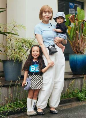 『GU』のパラシュートパンツが超優秀！ 高見え間違いなしのアイテムは必見♡ | HugMug - 親子で楽しむファッションやライフスタイル情報を届けるママメディア