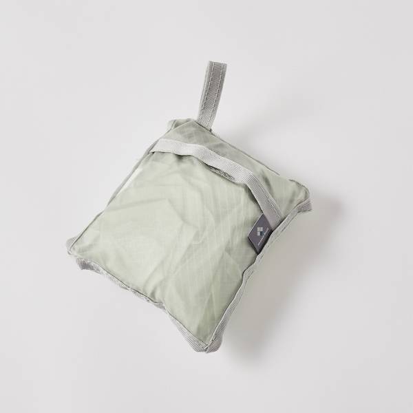 【荷物がぐっと軽くなる機能性グッズ10選】子連れでのお出かけに便利！ | HugMug - 親子で楽しむファッションやライフスタイル情報を届けるママメディア