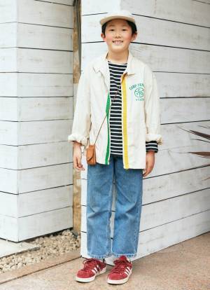 『ユニクロ』のボーダートップスが超優秀！ 古着デニムと合わせておしゃれ度アップ♪ | HugMug - 親子で楽しむファッションやライフスタイル情報を届けるママメディア