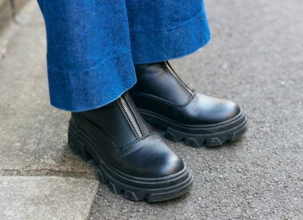 これが『SHEIN』！？ めちゃかわなブーツをプチプラでゲットしよう♡ | HugMug - 親子で楽しむファッションやライフスタイル情報を届けるママメディア