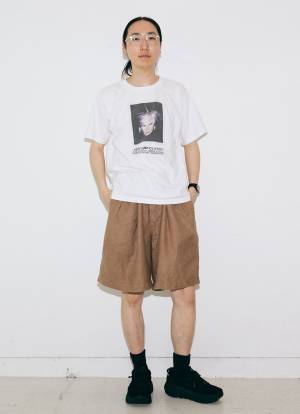 【素敵な夫婦のTシャツスナップ6選】 夏の本命Tシャツをシェアしよう！ | HugMug - 親子で楽しむファッションやライフスタイル情報を届けるママメディア