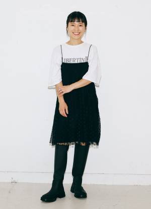 【素敵な夫婦のTシャツスナップ6選】 夏の本命Tシャツをシェアしよう！ | HugMug - 親子で楽しむファッションやライフスタイル情報を届けるママメディア