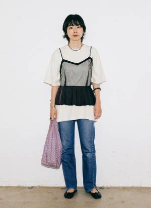 【素敵な夫婦のTシャツスナップ6選】 夏の本命Tシャツをシェアしよう！ | HugMug - 親子で楽しむファッションやライフスタイル情報を届けるママメディア