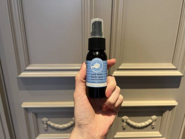 美容師が見つけた最強コンビ！雨に負けないヘアセットはRefaヘアアイロンとロックオイル | HugMug - 親子で楽しむファッションやライフスタイル情報を届けるママメディア