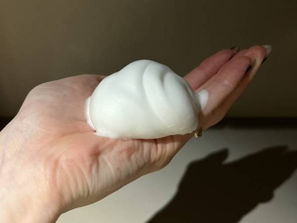 美容師が見つけた最強コンビ！雨に負けないヘアセットはRefaヘアアイロンとロックオイル | HugMug - 親子で楽しむファッションやライフスタイル情報を届けるママメディア