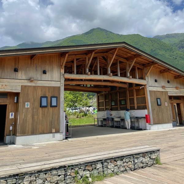 【キャンパーの聖地・ふもとっぱら】子連れにおすすめな理由と5つの攻略法 | HugMug - 親子で楽しむファッションやライフスタイル情報を届けるママメディア