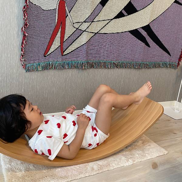 アート•知育•体感を育む！4歳児におすすめおうち遊び3選 | HugMug - 親子で楽しむファッションやライフスタイル情報を届けるママメディア