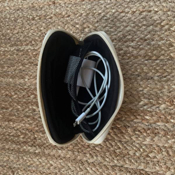 【3COINS】旅行バッグの中を整理整頓！JTBコラボの旅行グッズがおすすめ | HugMug - 親子で楽しむファッションやライフスタイル情報を届けるママメディア