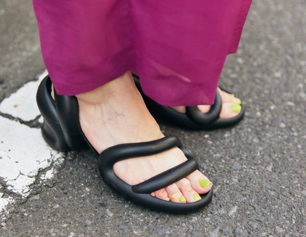 街にも公園にも行けちゃう♪おしゃれファミリーの涼し気夏コーデ！ | HugMug - 親子で楽しむファッションやライフスタイル情報を届けるママメディア