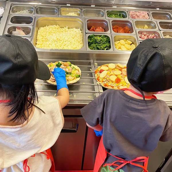 【関東近郊・子どもと楽しめる体験スポット5選】 職業体験、アート、ピザづくりetc. | HugMug - 親子で楽しむファッションやライフスタイル情報を届けるママメディア