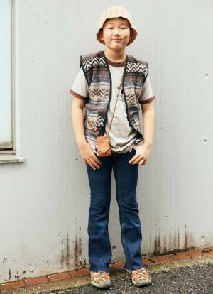 古着MIXのお手本コーデ♡ 柄×デニムでヒッピーテイストに！ | HugMug - 親子で楽しむファッションやライフスタイル情報を届けるママメディア