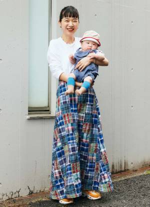 『ユニクロ』上手なおしゃれ親子！ ブルー×レッドでカラーリンク♡ | HugMug