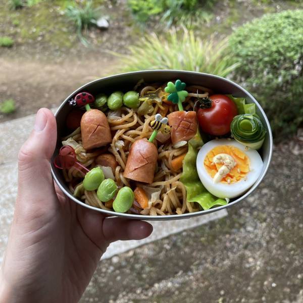 【お弁当】1週間を乗り切る！子どもが喜ぶ可愛いお弁当作りのコツ | HugMug - 親子で楽しむファッションやライフスタイル情報を届けるママメディア