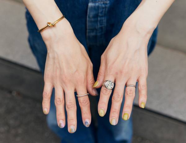 『ZARA』上手なおしゃれ親子♡ デニムをガーリーに着こなし！ | HugMug - 親子で楽しむファッションやライフスタイル情報を届けるママメディア