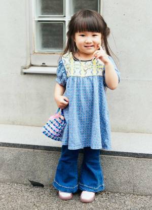 『ZARA』上手なおしゃれ親子♡ デニムをガーリーに着こなし！ | HugMug - 親子で楽しむファッションやライフスタイル情報を届けるママメディア