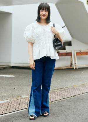 夏のモノトーンコーデ成功術！ 民族調のキッズワンピがアクセント♪ | HugMug - 親子で楽しむファッションやライフスタイル情報を届けるママメディア